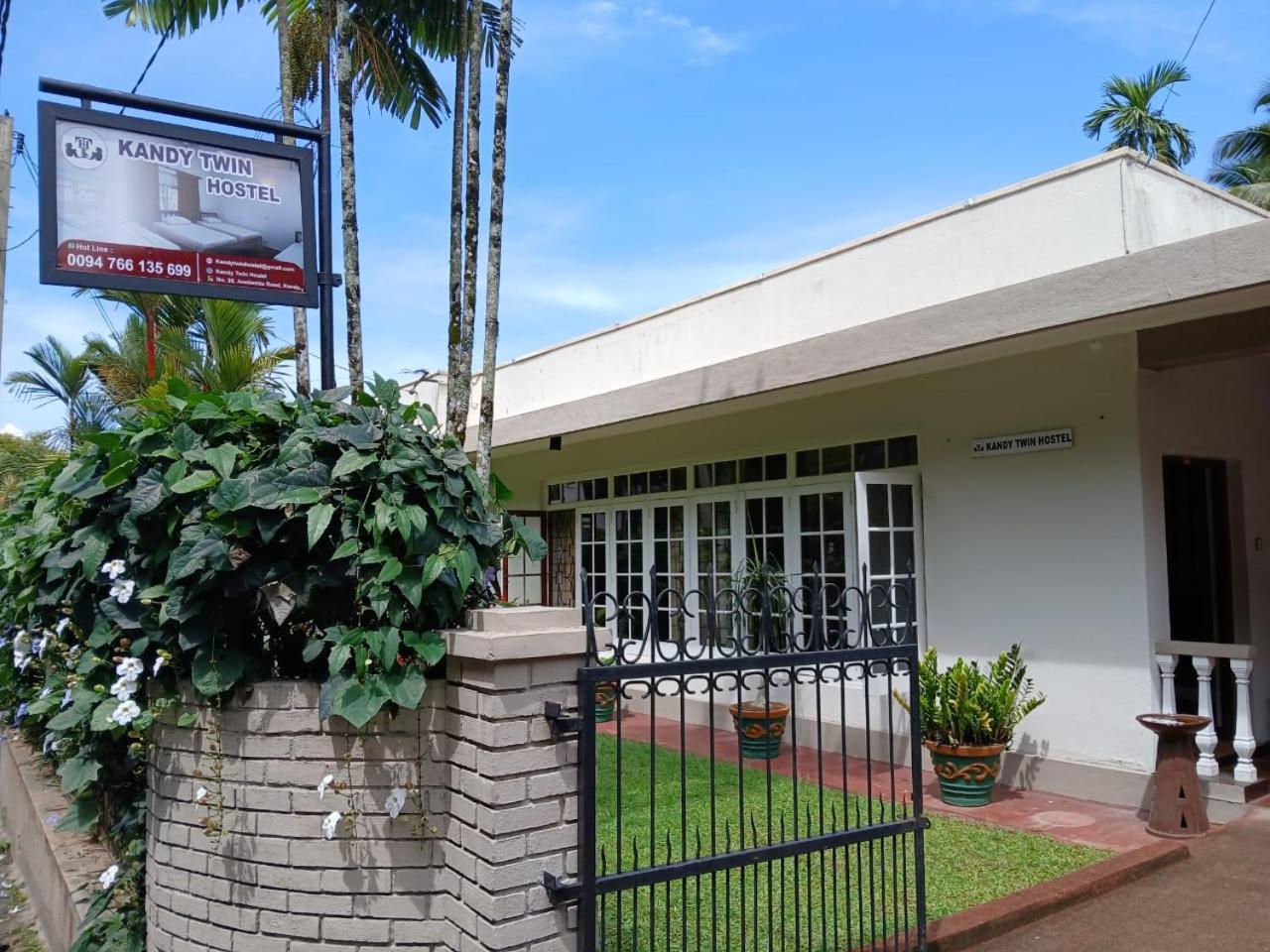 Kandy Twin Hostel Exterior photo